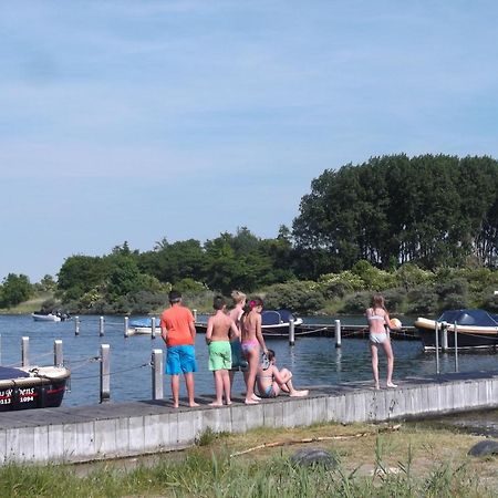 Comfortabel Vakantiehuis aan Zee én Méér ! Kamperland Esterno foto