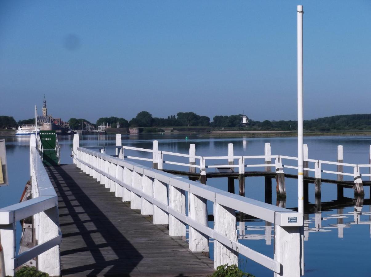 Comfortabel Vakantiehuis aan Zee én Méér ! Kamperland Esterno foto